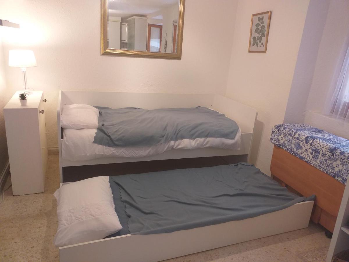 Blue Tarraco Apartment ตาร์ราโกนา ภายนอก รูปภาพ